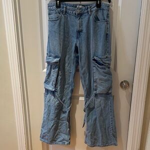 Zara Light Wash Denim Cargo Jeans blogger favorite size 8